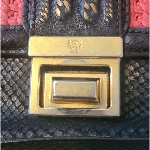 MCM Red & Black Embossed Snakeskin Leather w/ Gold Chain Shoulder Bag, VGUC - Picture 10 of 14